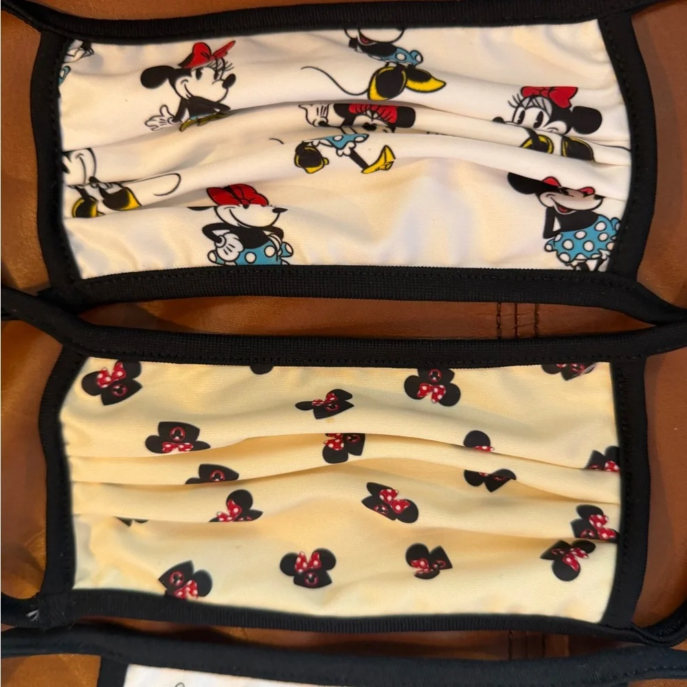 New Disney Kids Face Mask Set - Black, White, Red Large